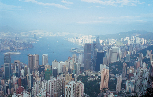 �������¿�Խ��������ۡ�