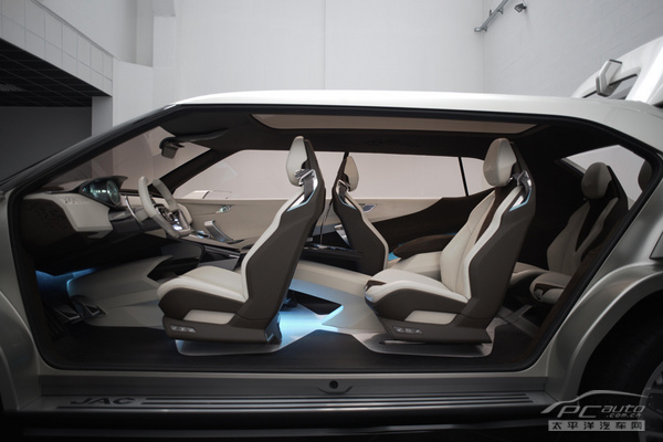 ��������܇