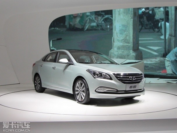 ���D���a��