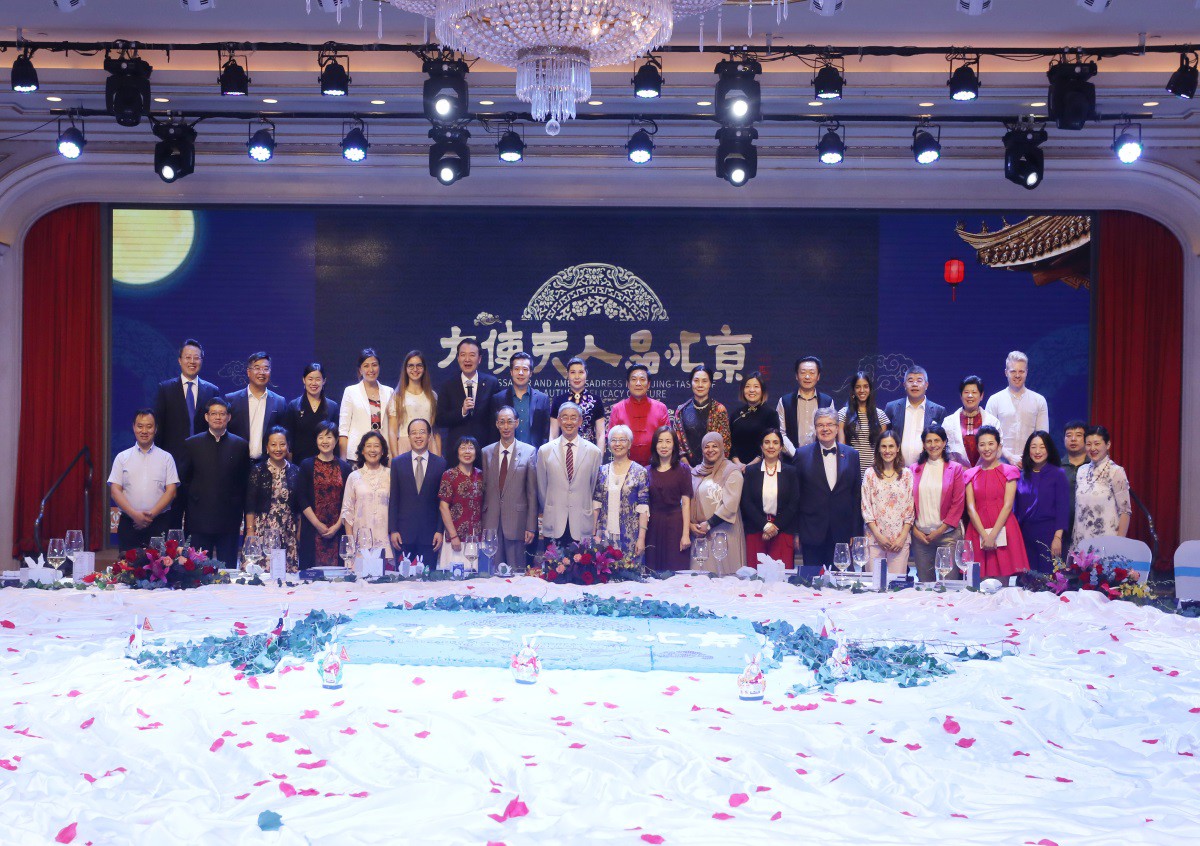 ���﹝(ji��)���Ї����y(t��ng)�Ļ��ɞ��B���������x�Ę���