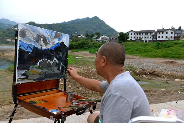 �������е�é�_