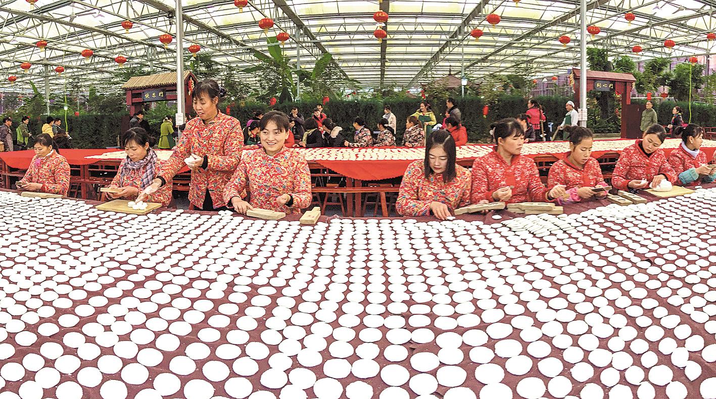 2��3�գ���ұ�����Pɽ�f�ĆT����������ӡ���Ρ�ӡ�����Ƕ��|�؅^(q��)��ɫ�r(n��ng)���a(ch��n)Ʒ��Ԣ��F(tu��n)�F(tu��n)�A�A������Ⱥ��ϲ��(��i)����ҕ��W(w��ng) ������ ������ �z��