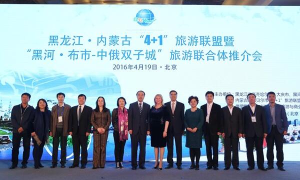 �����������ɹš�4+1�������˔y�ֳʬF���\�C������