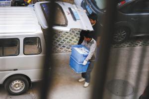 ϴ�빫˾��܇�� ÿ��1.2�f�ײ;�δ�����Ͳ��^