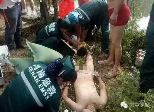 �v�R��ɺ�ͯ��ˮ���� �����ѳɺ��ӵ�һ����