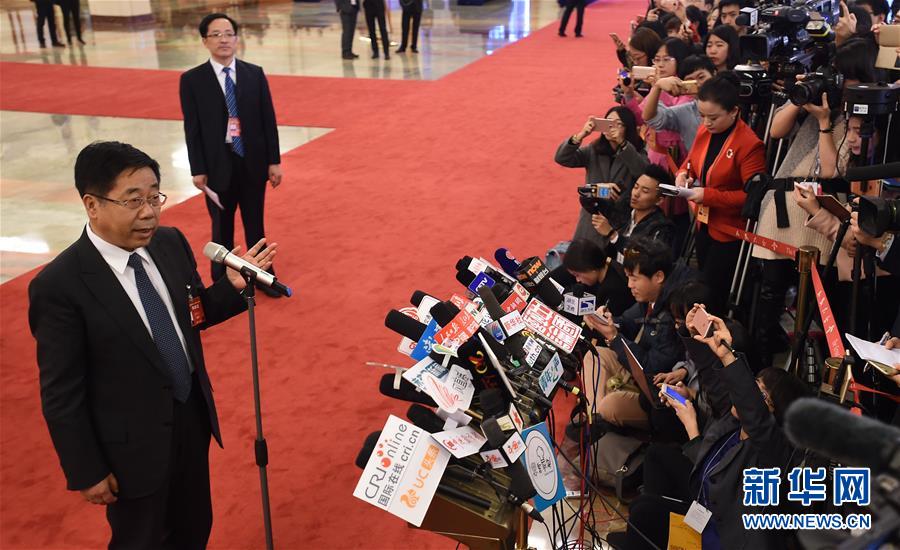 ���ɕ������f�_Ļ����1�����L���L